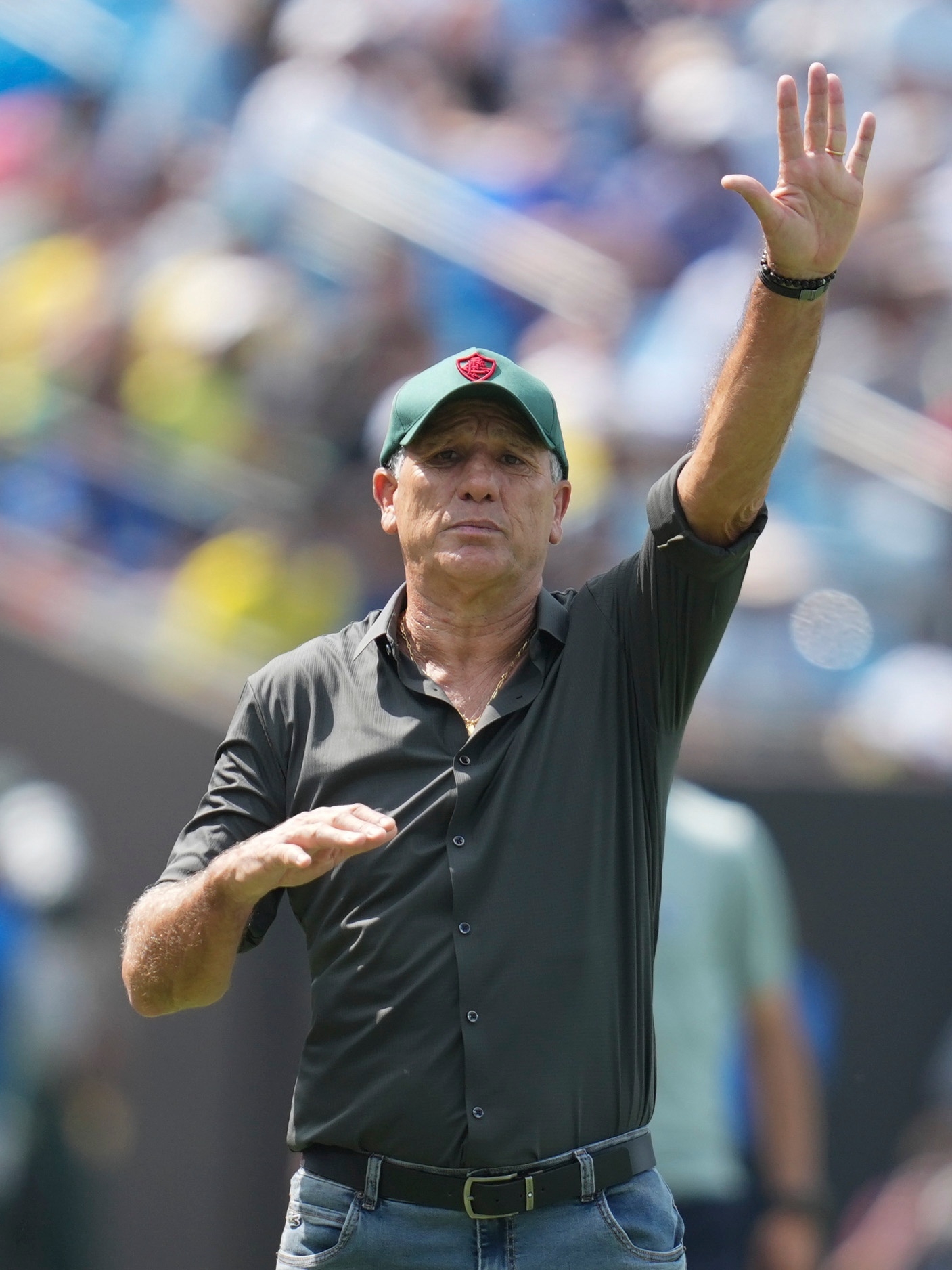 关于世俱杯前瞻：弗鲁米嫩塞与对手交锋看点的信息