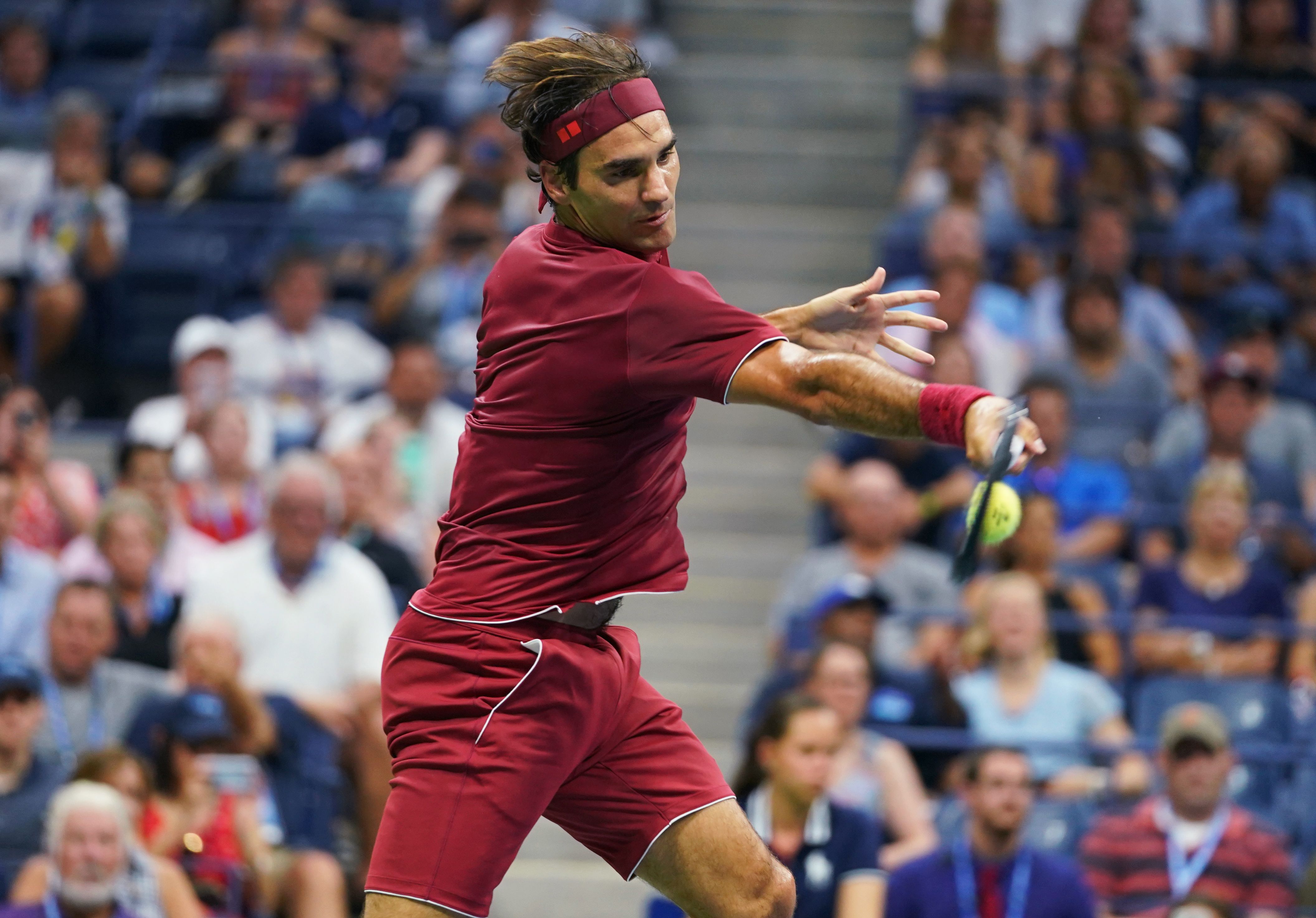 关于英国网球队碾压美国网球队，费德勒统治全场的信息