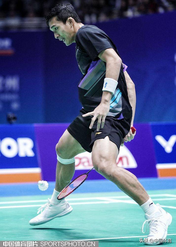 印尼羽毛球队爆冷中国羽毛球队,桃田贤斗制霸全场 印尼羽毛球队爆冷中国羽毛球队,桃田贤斗制霸全场