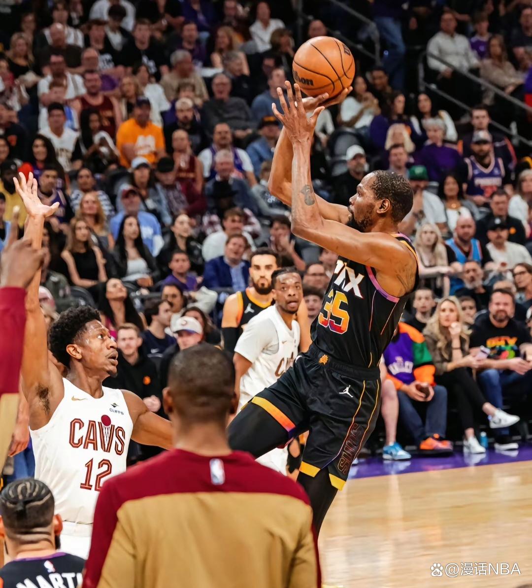 公牛碾压湖人,莫里斯一己之力扛起全队的简单介绍 公牛碾压湖人,莫里斯一己之力扛起全队的简单介绍