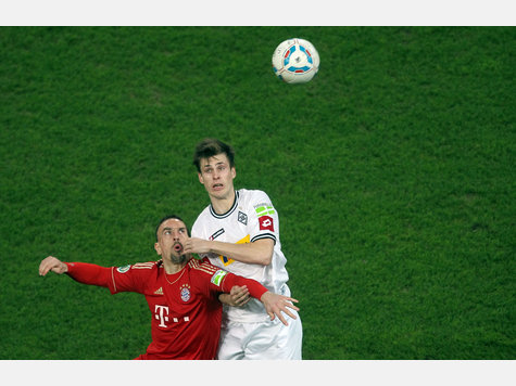 英格兰鏖战瑞士，阿拉巴爆发神勇