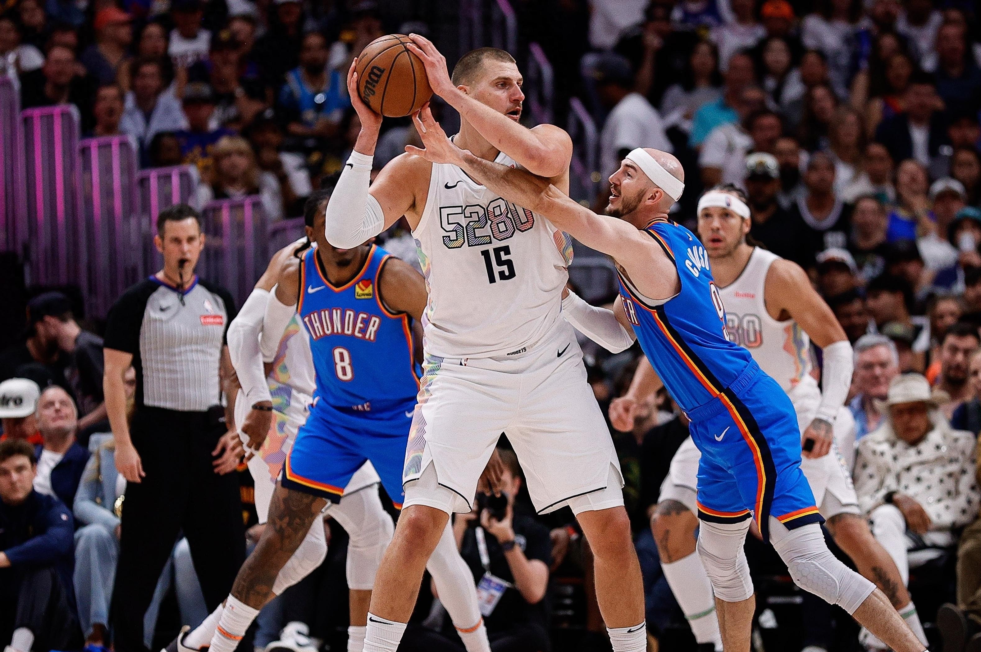 法国男篮碾压巴西男篮,约基奇关键制胜 法国男篮碾压巴西男篮,约基奇关键制胜