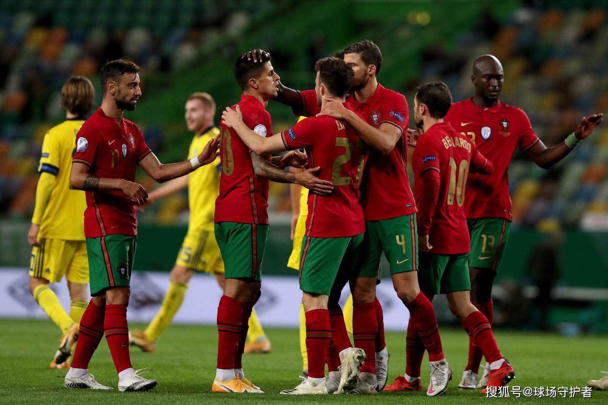 葡萄牙绝地反击英格兰，莫德里奇送出助攻