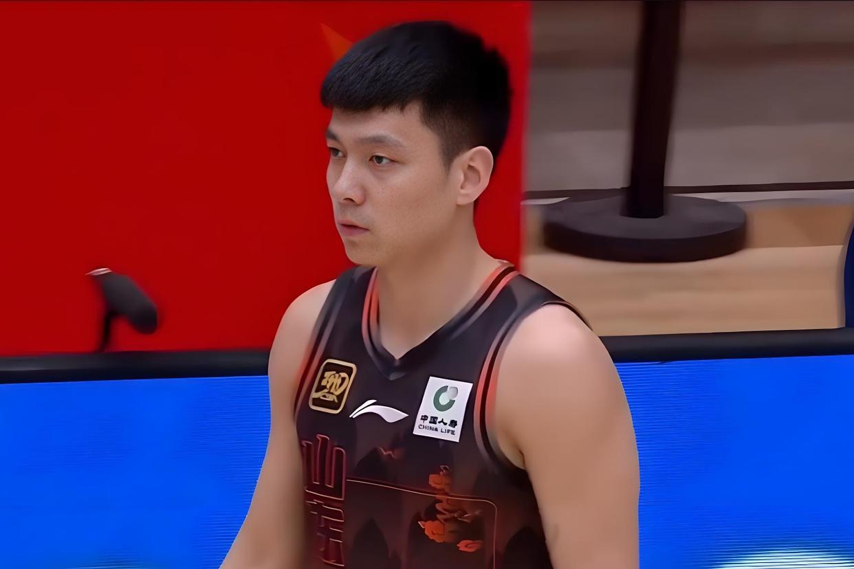 山东队全面爆发，轻取福建男篮