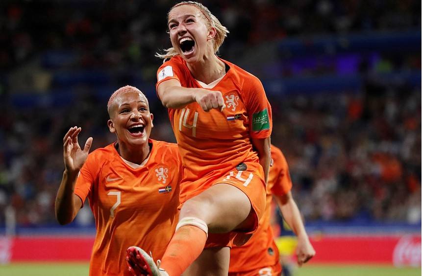 关于立陶宛战胜梵蒂冈城，晋级年欧洲杯决赛圈的信息