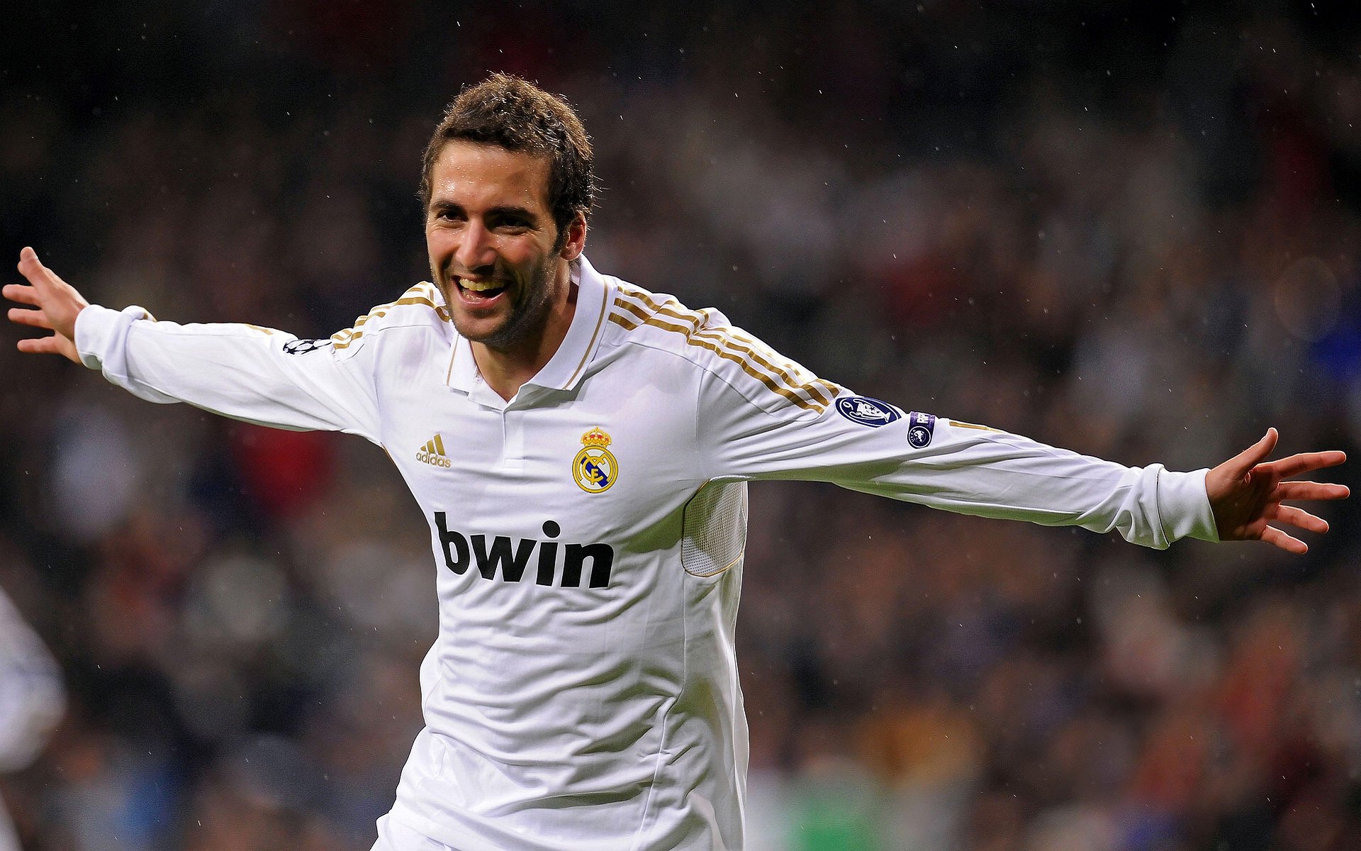 绿茵场上的逆转与球台上的统治，德国队翻盘英格兰队，樊振东统治全场