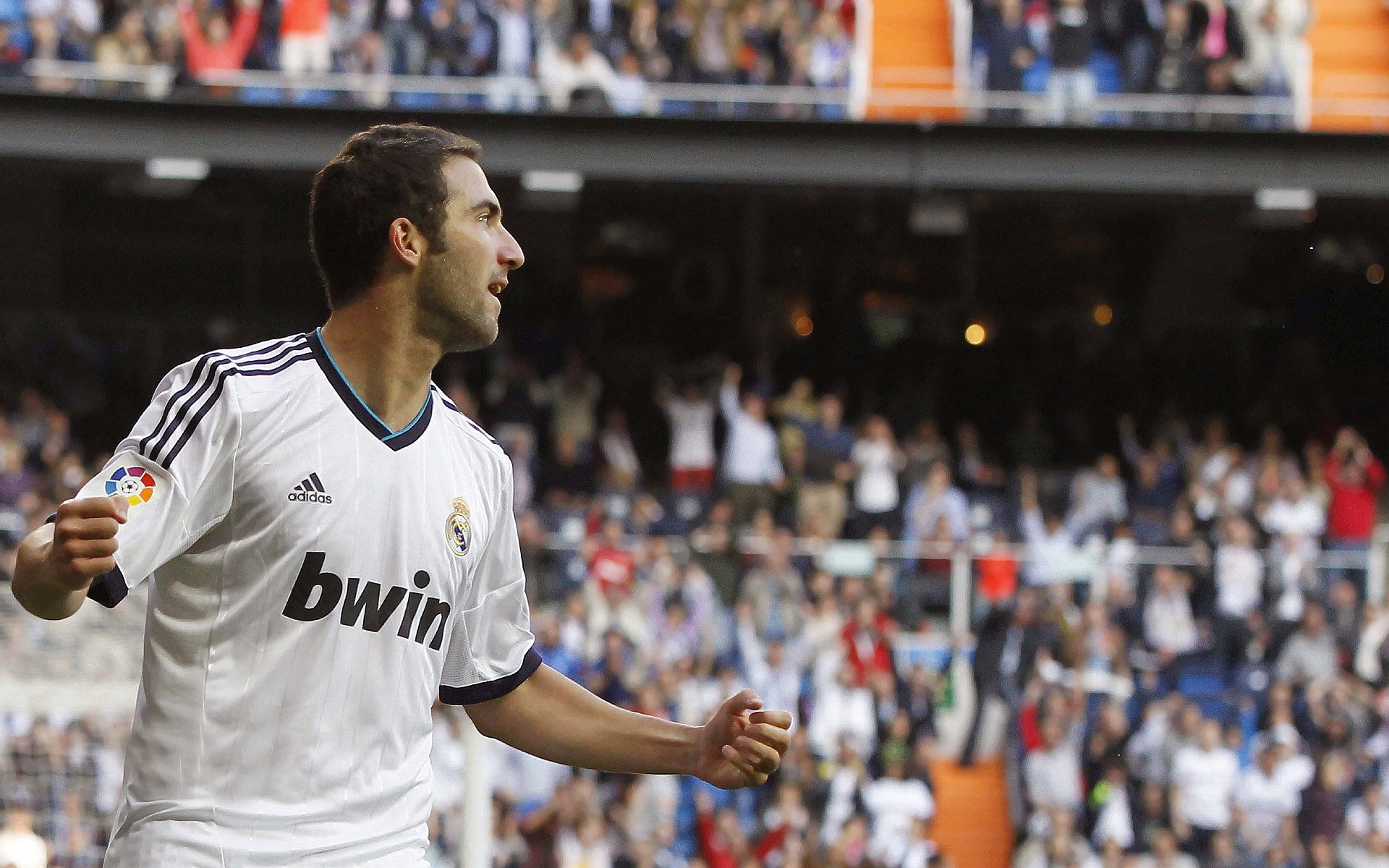 绝杀与烈焰，葡萄牙的冷刃与伊布的永恒之火