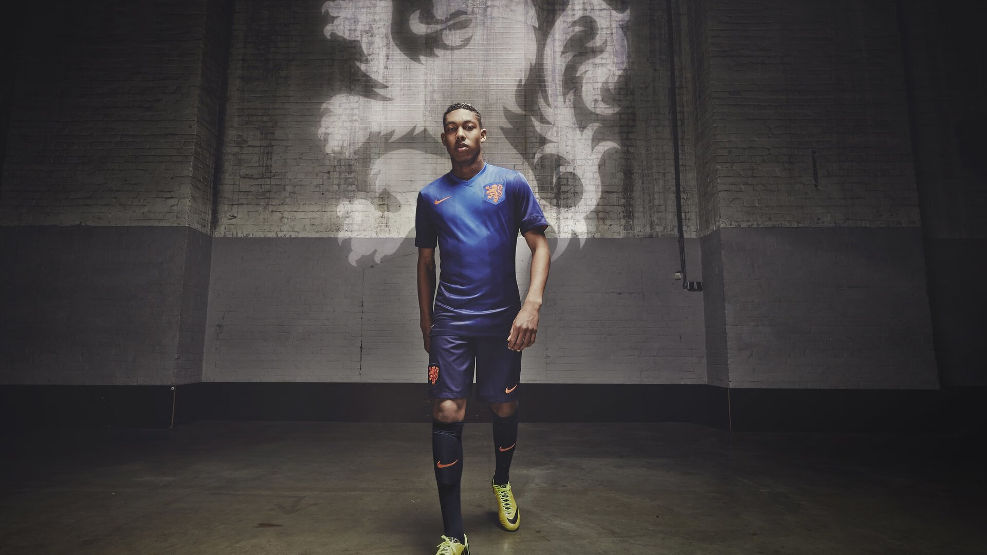 三狮军团的终极博弈，阿尔瓦雷斯数据风暴中，英格兰加时绝境带走土耳其